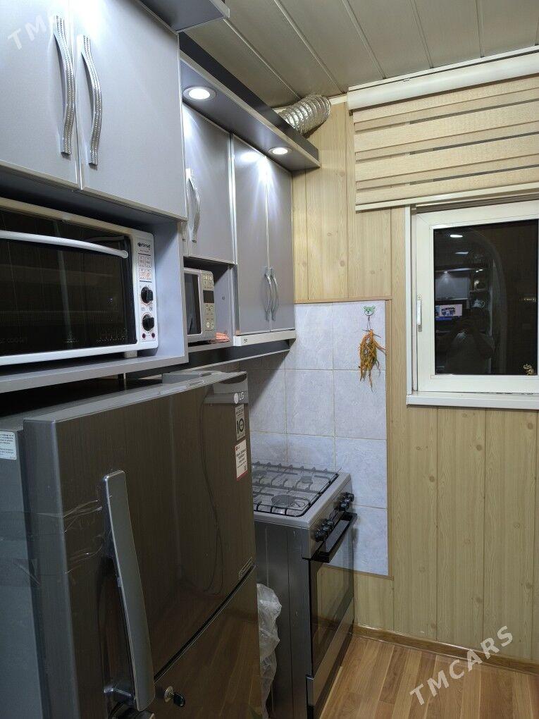 Продаётся квартира в 10 мкр - Ашхабад - img 3