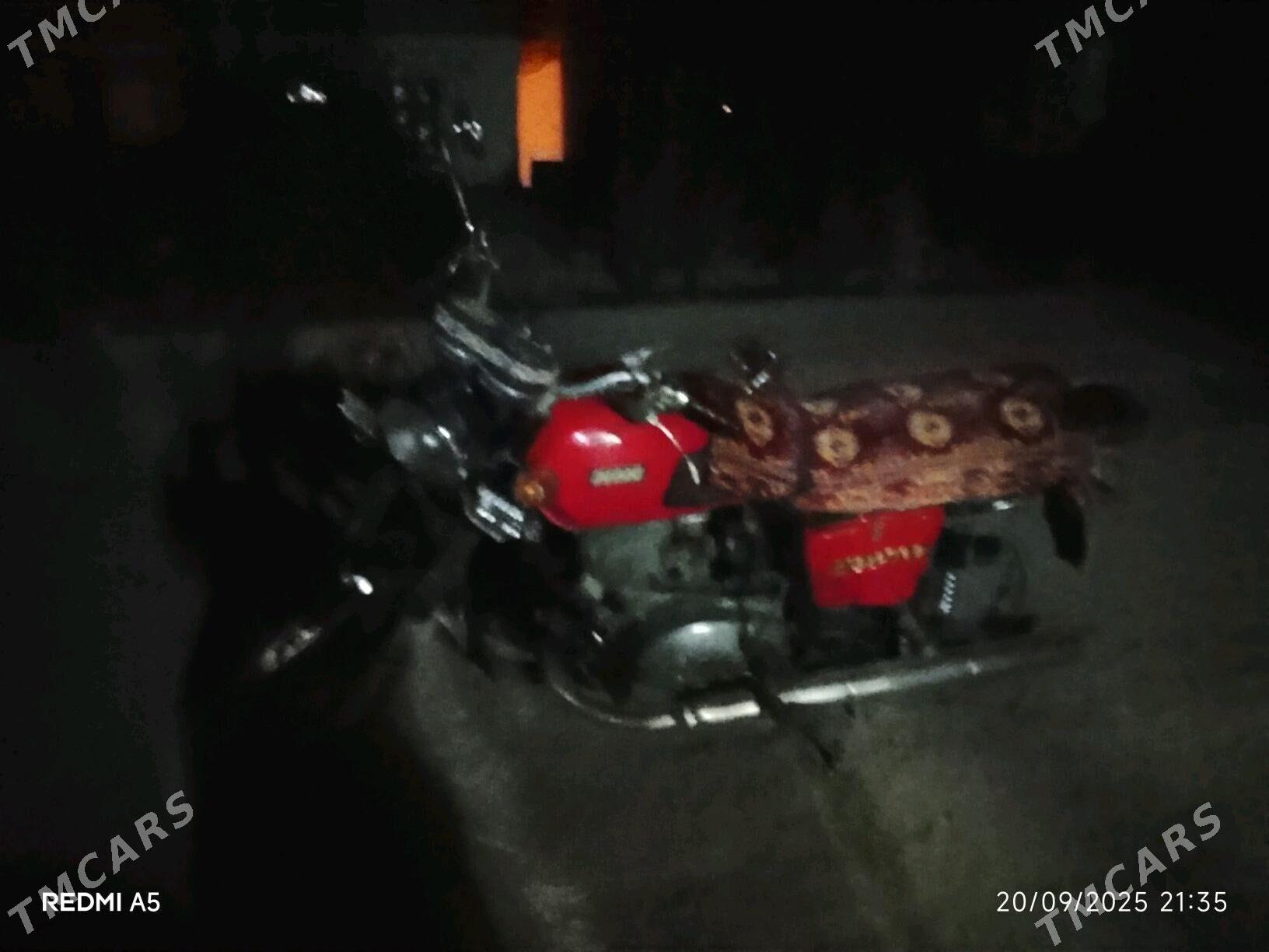 Iž Planeta 4 2022 - 10 000 TMT - Теджен - img 2