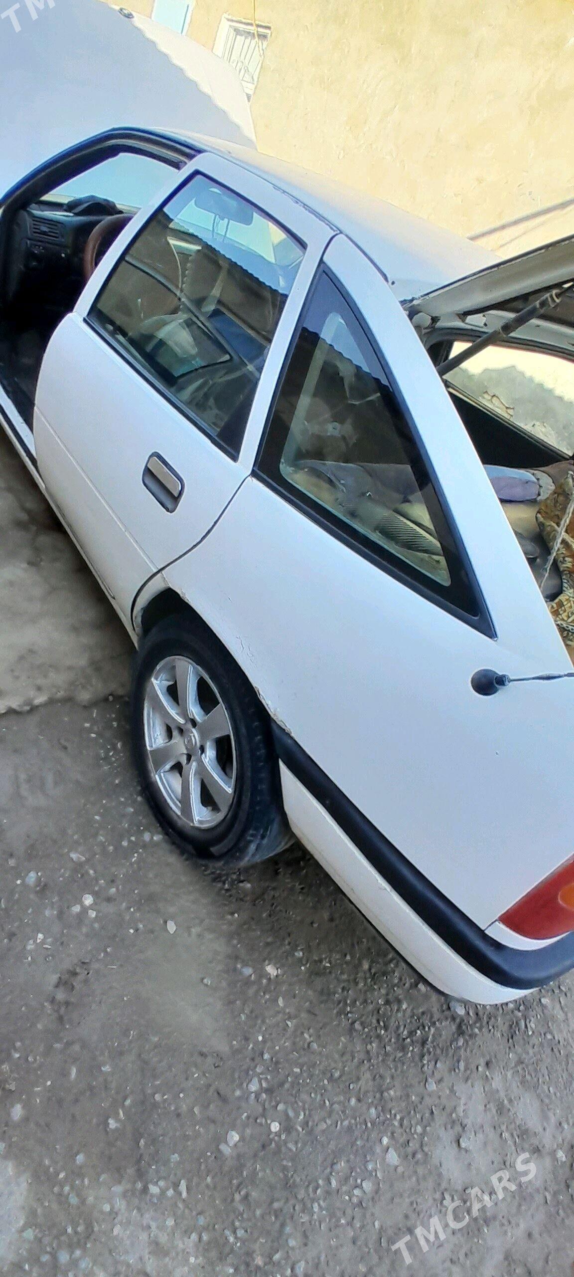 Opel Vectra 1991 - 27 000 TMT - Ak bugdaý etraby - img 7