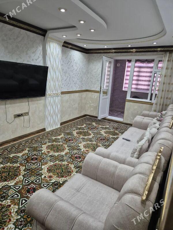 11 MKR EWRO 4/3 ET 3 KOMNAT - 11 mkr - img 2