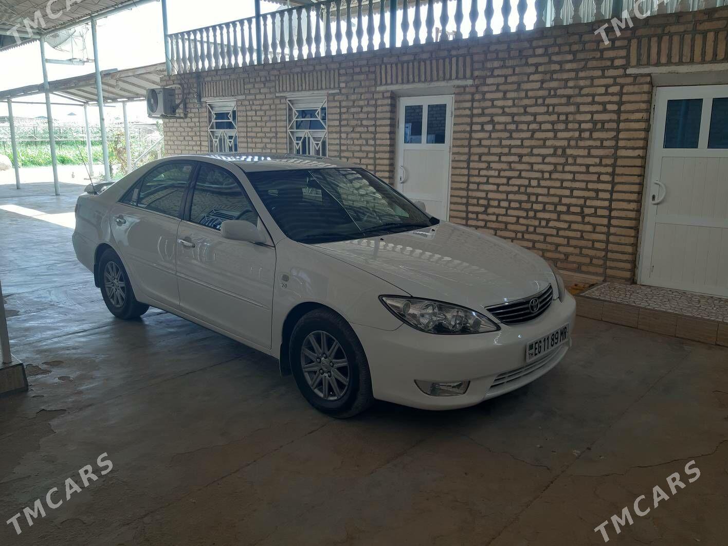 Toyota Camry 2003 - 265 000 TMT - Мары - img 1