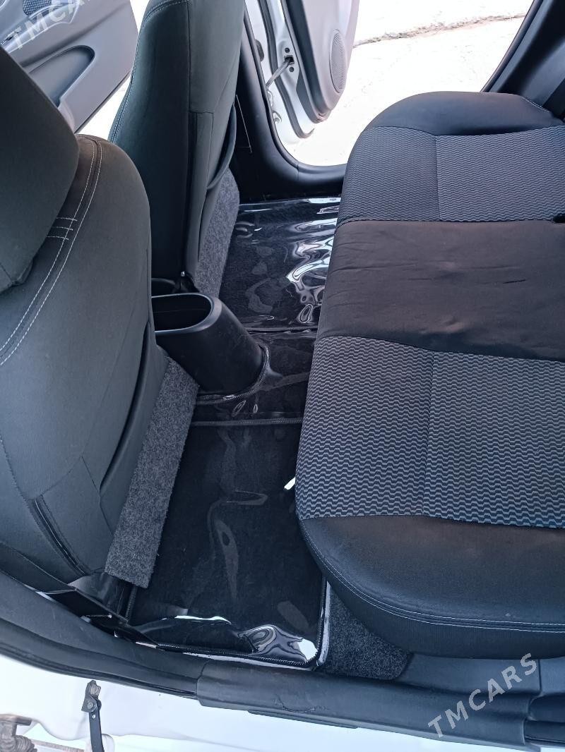 Nissan Versa Note 2014 - 145 000 TMT - Aşgabat - img 7
