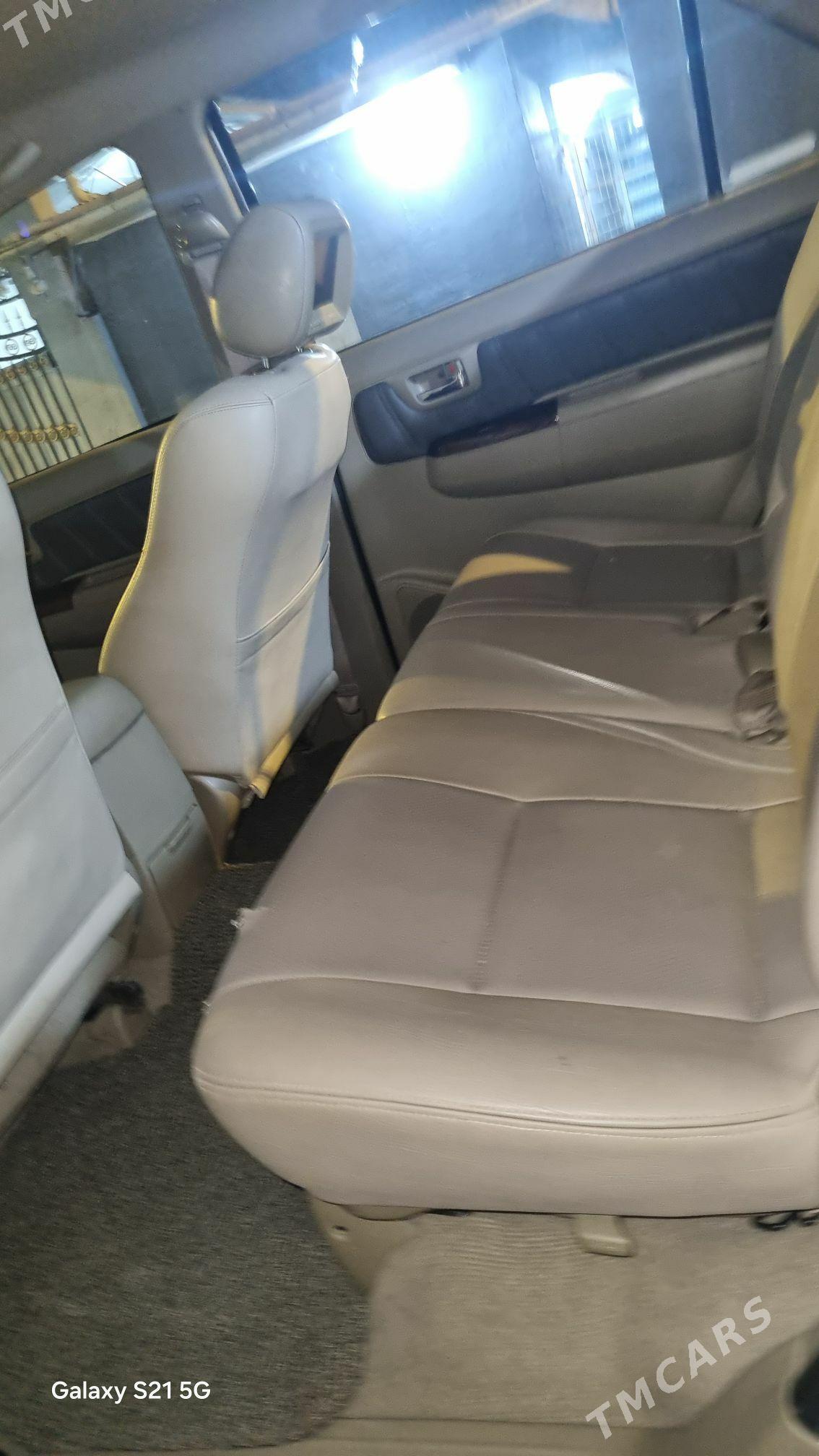 Toyota Fortuner 2010 - 300 000 TMT - Гуртли - img 5