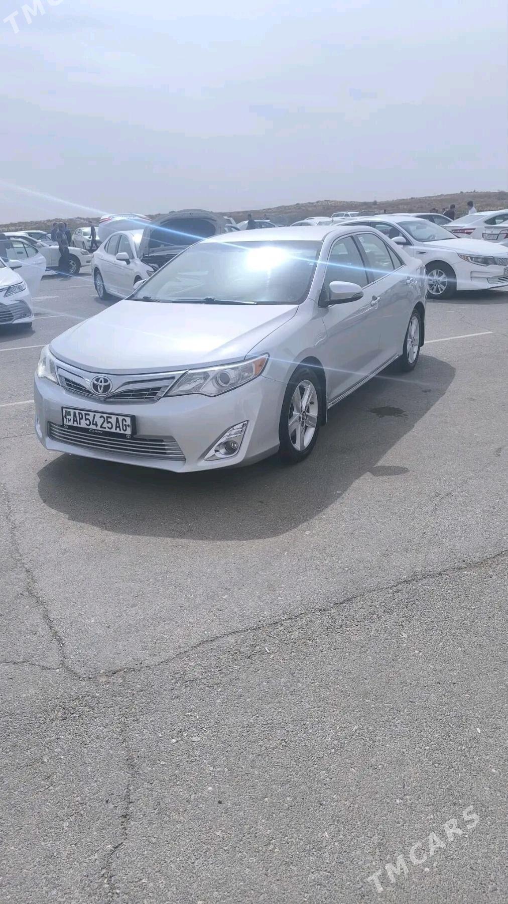 Toyota Camry 2012 - 240 000 TMT - Дашогуз - img 1