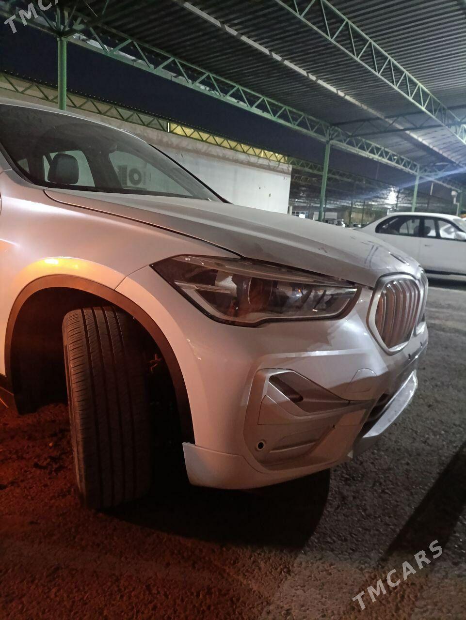 BMW X1 2022 - 385 000 TMT - Aşgabat - img 3