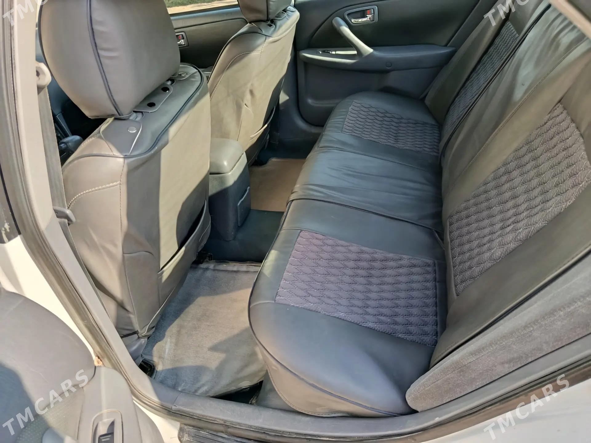 Toyota Camry 2001 - 170 000 TMT - Акдепе - img 4