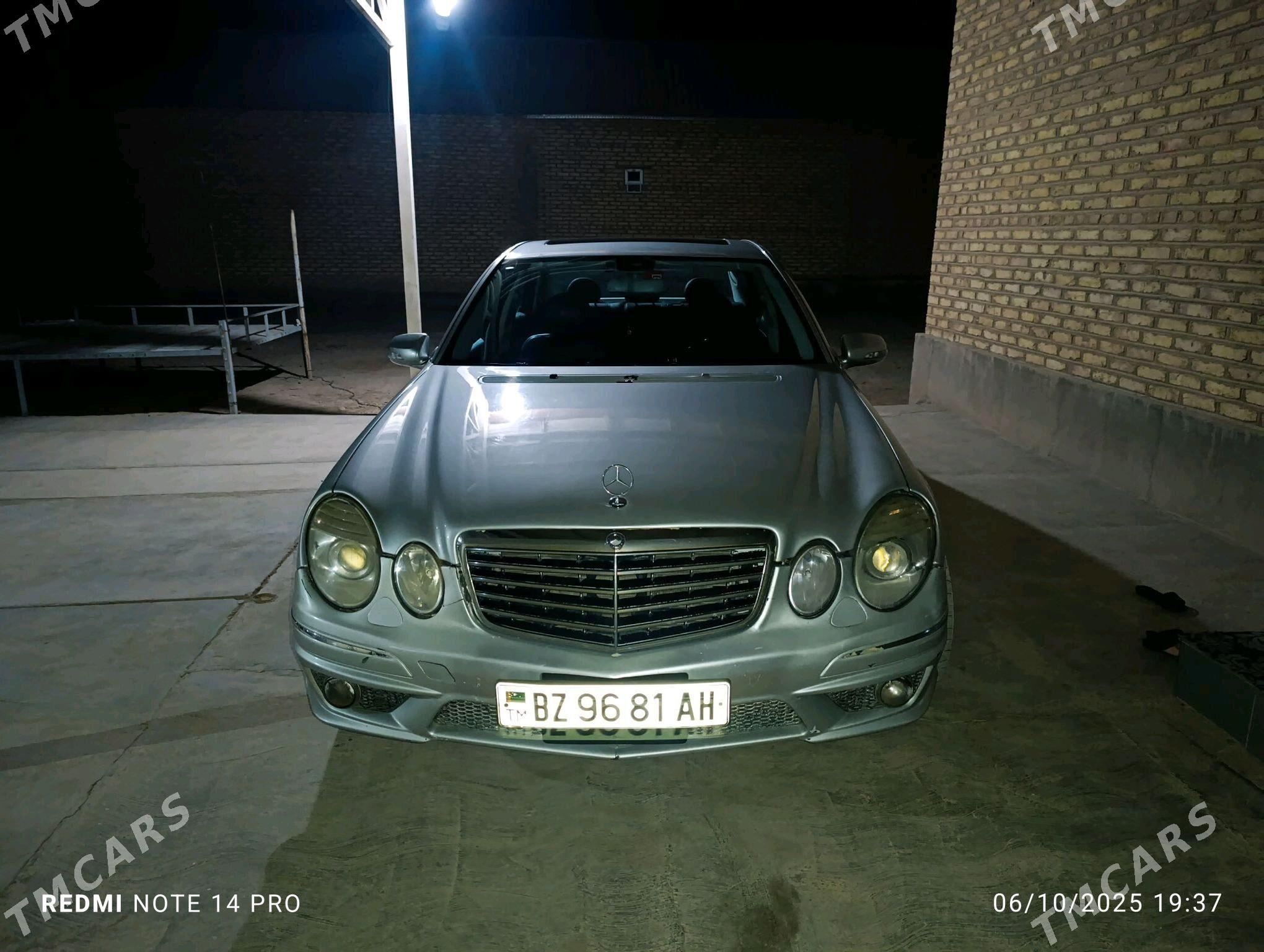 Mercedes-Benz E320 2003 - 105 000 TMT - Серахс - img 4