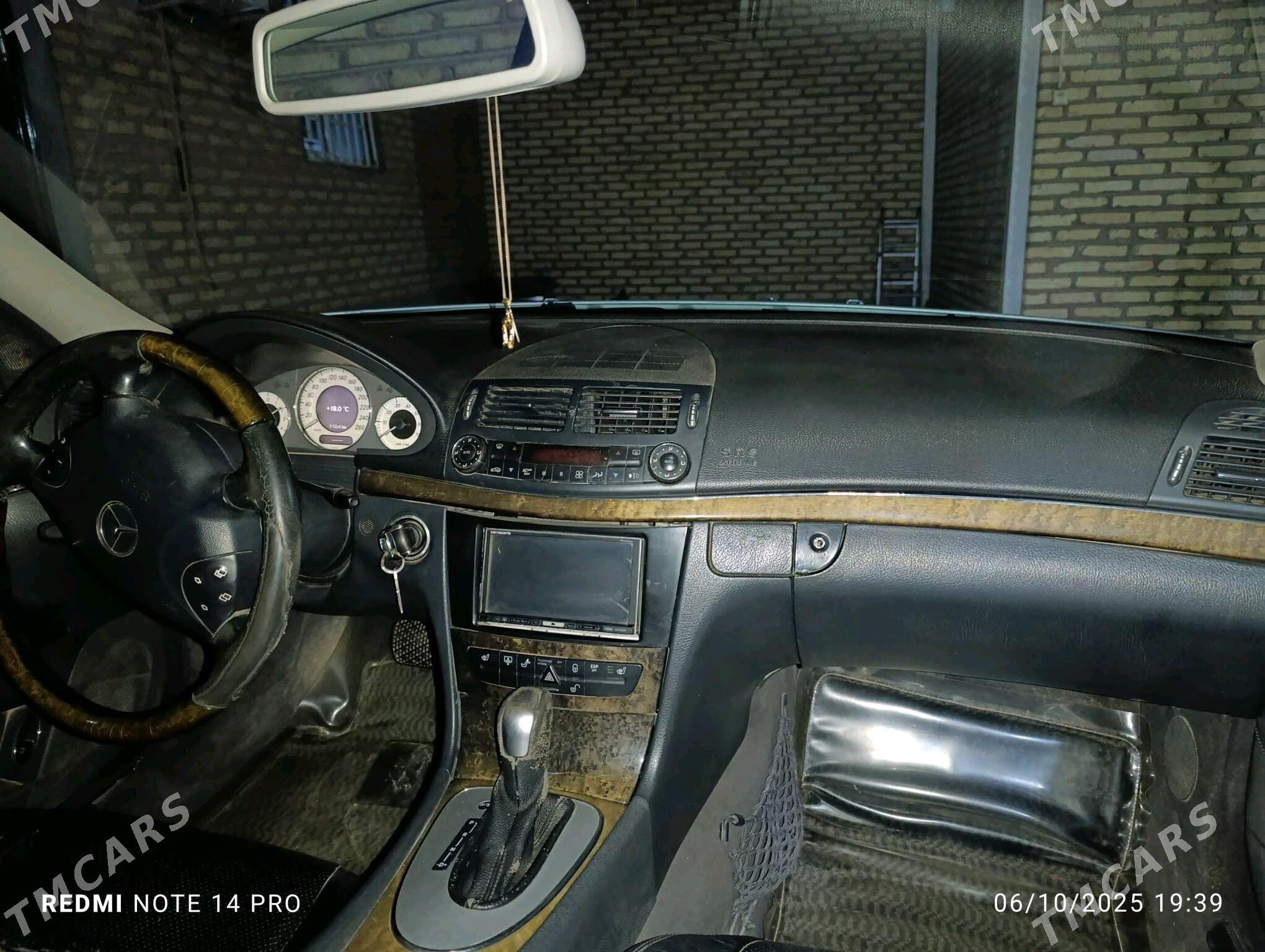 Mercedes-Benz E320 2003 - 105 000 TMT - Серахс - img 5