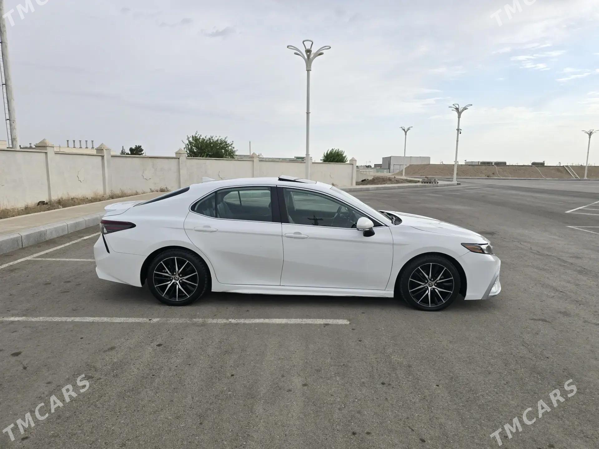 Toyota Camry 2021 - 310 000 TMT - Гызыларбат - img 2