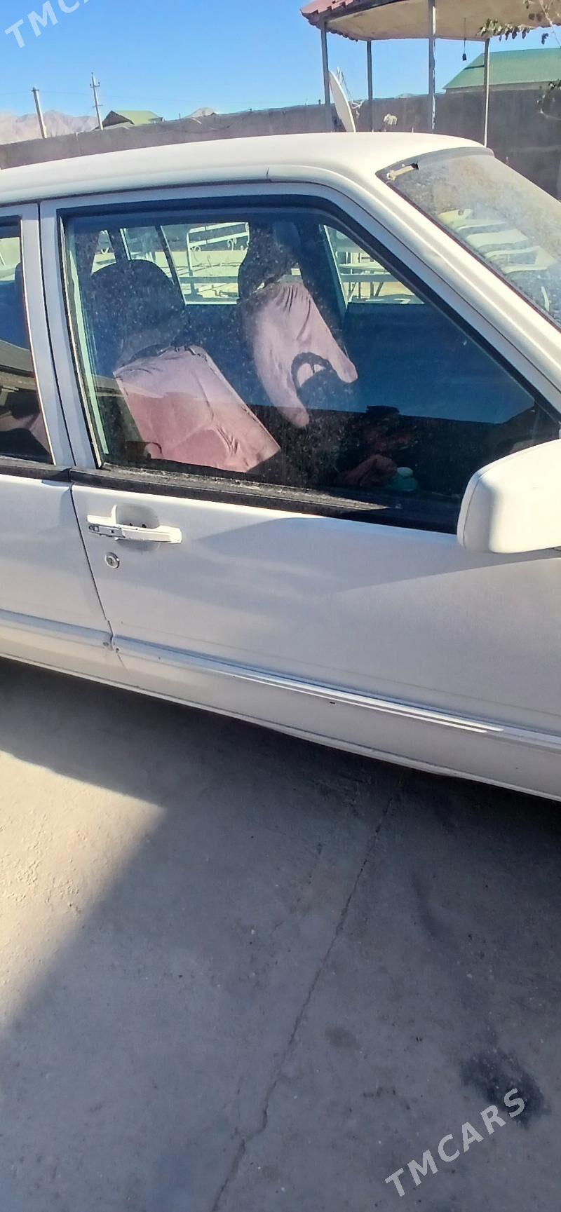 Volvo 940 1993 - 22 000 TMT - Балканабат - img 1