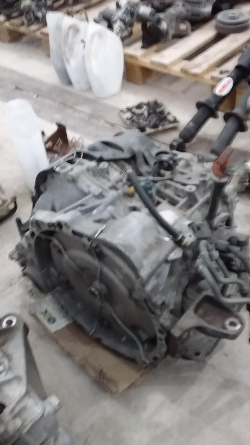 Karobka 3.3 Toyota. 12 000 TMT - Балканабат - img 1