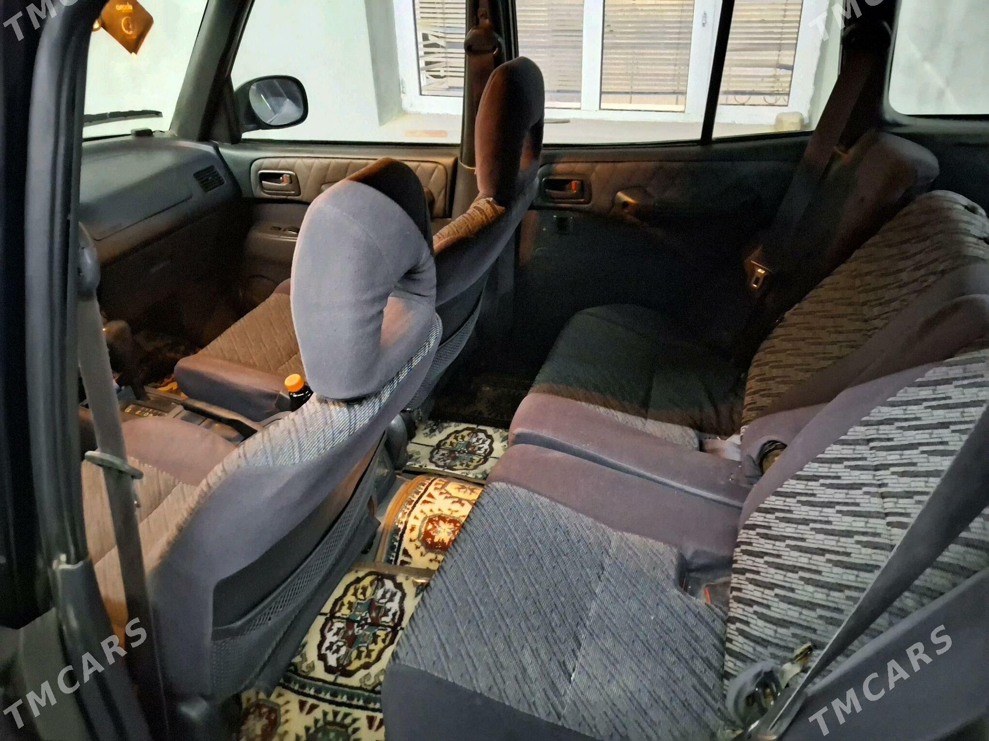 Toyota RAV4 2000 - 100 000 TMT - Гурбансолтан Едже - img 5