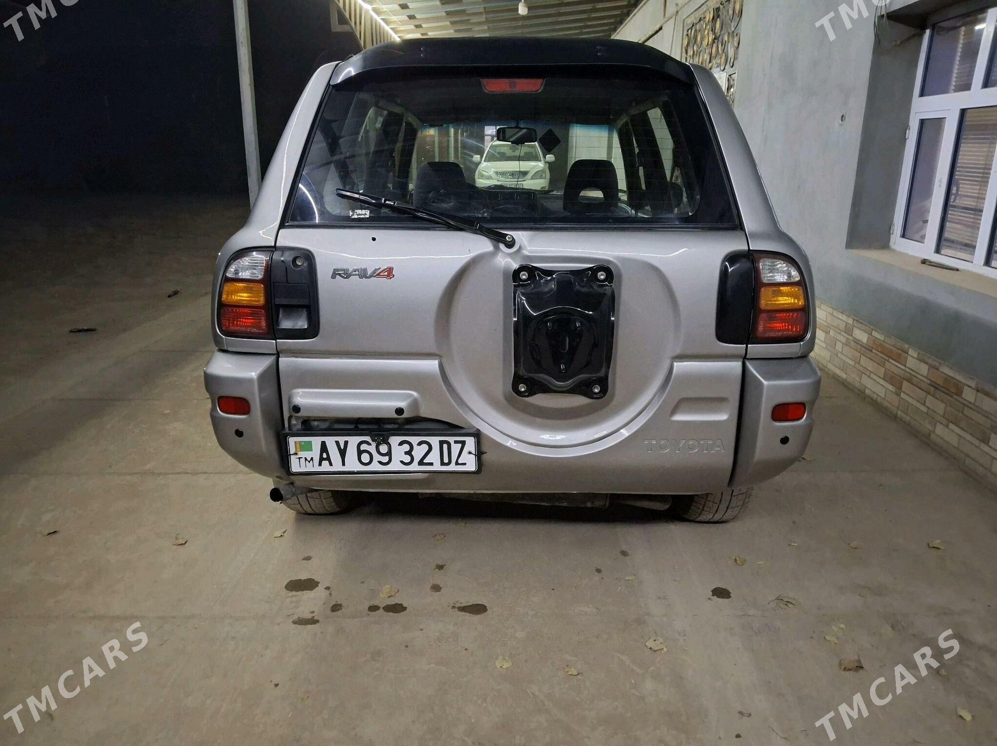 Toyota RAV4 2000 - 100 000 TMT - Гурбансолтан Едже - img 2