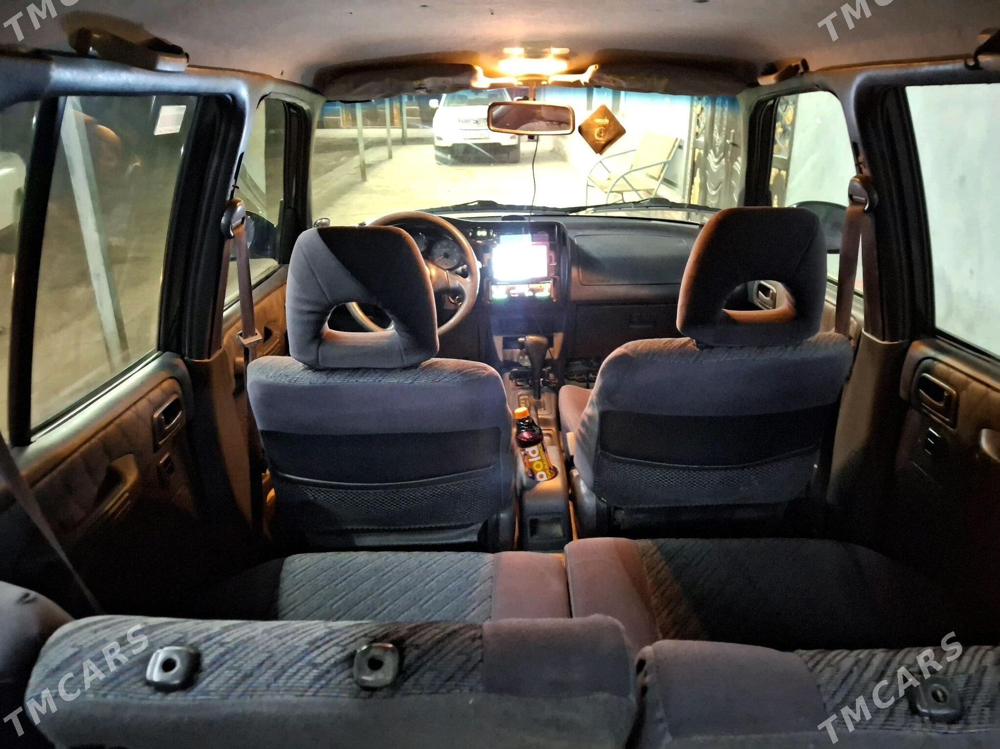 Toyota RAV4 2000 - 100 000 TMT - Гурбансолтан Едже - img 6