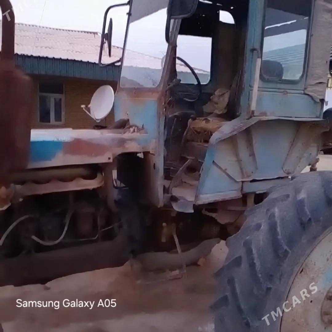 MTZ T-28 1990 - 20 000 TMT - Dänew - img 3