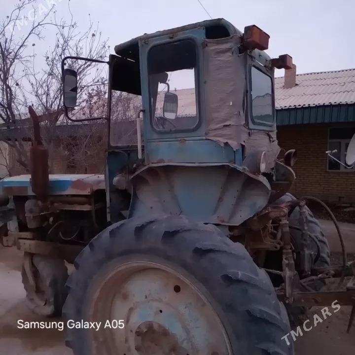 MTZ T-28 1990 - 20 000 TMT - Dänew - img 1