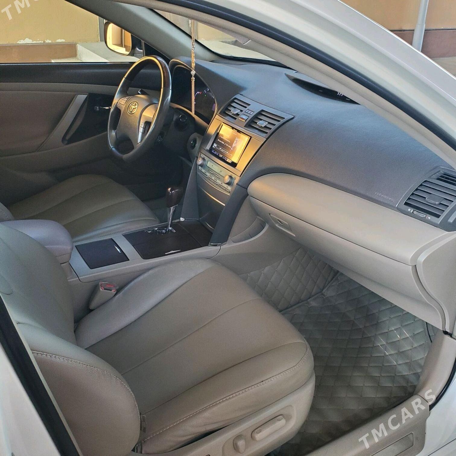 Toyota Aurion 2011 - 250 000 TMT - "Алтын Асыр" Гундогар базары ( Толкучка) - img 10