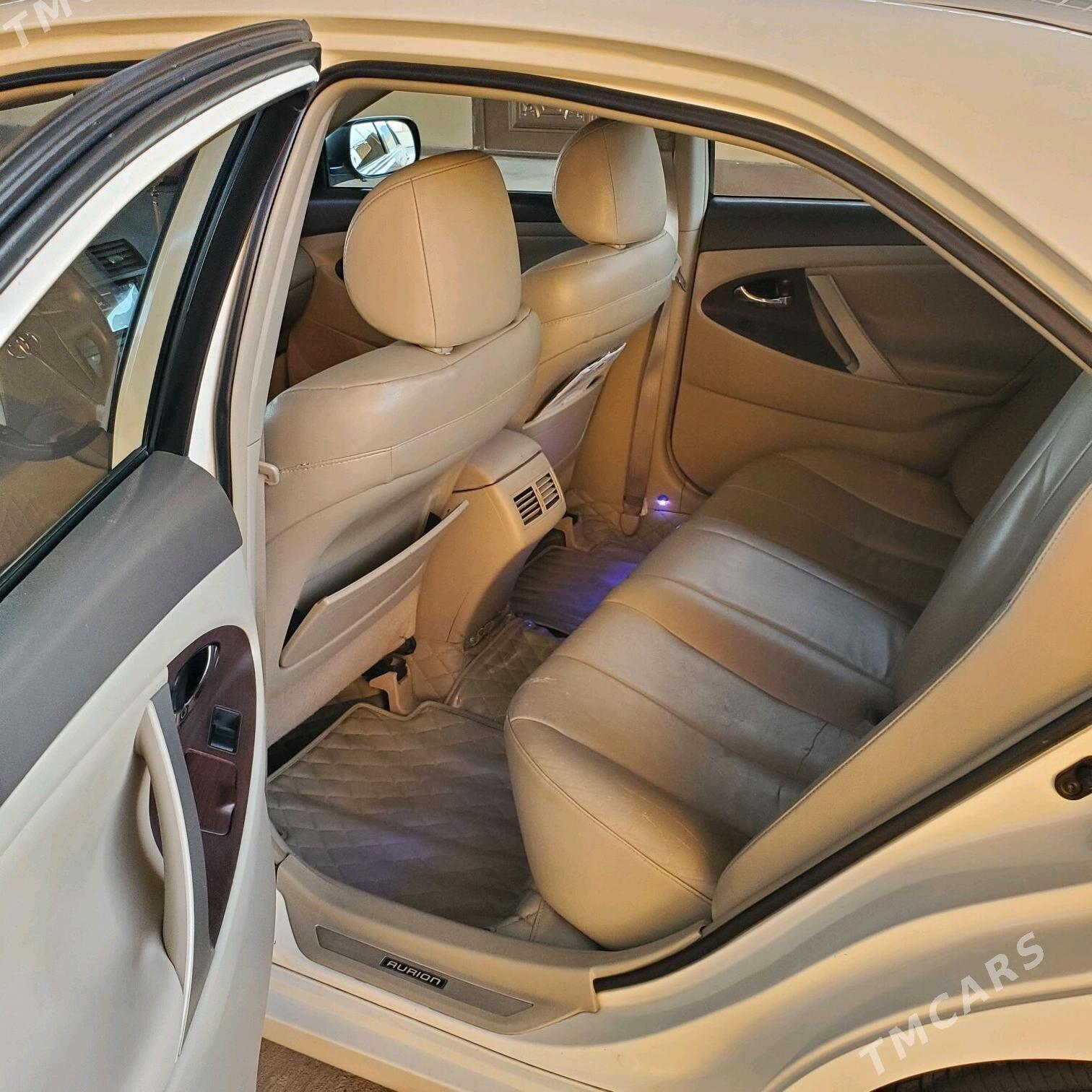 Toyota Aurion 2011 - 250 000 TMT - "Алтын Асыр" Гундогар базары ( Толкучка) - img 8