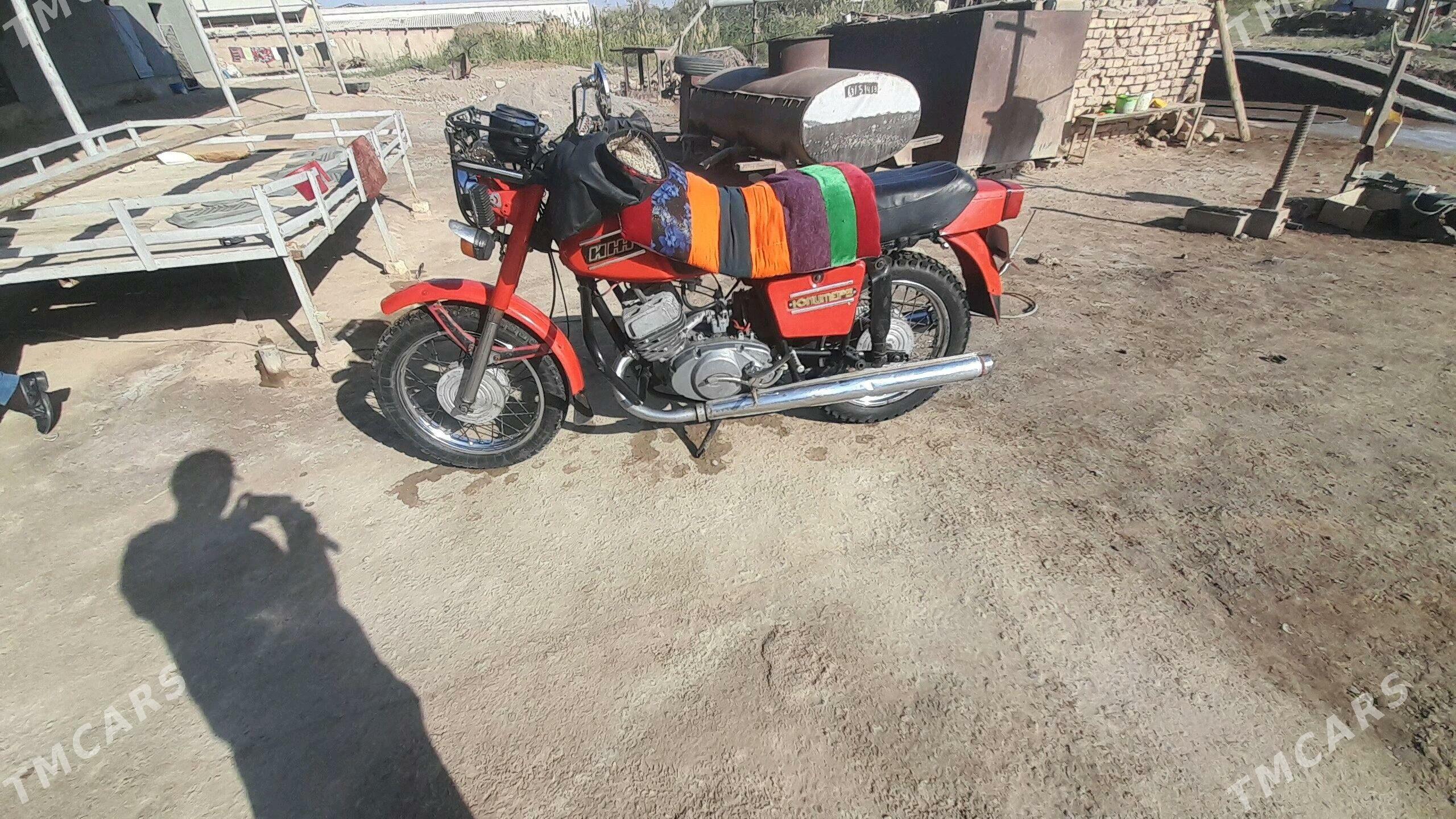 Iž Ýupiter 2011 - 15 000 TMT - Теджен - img 3