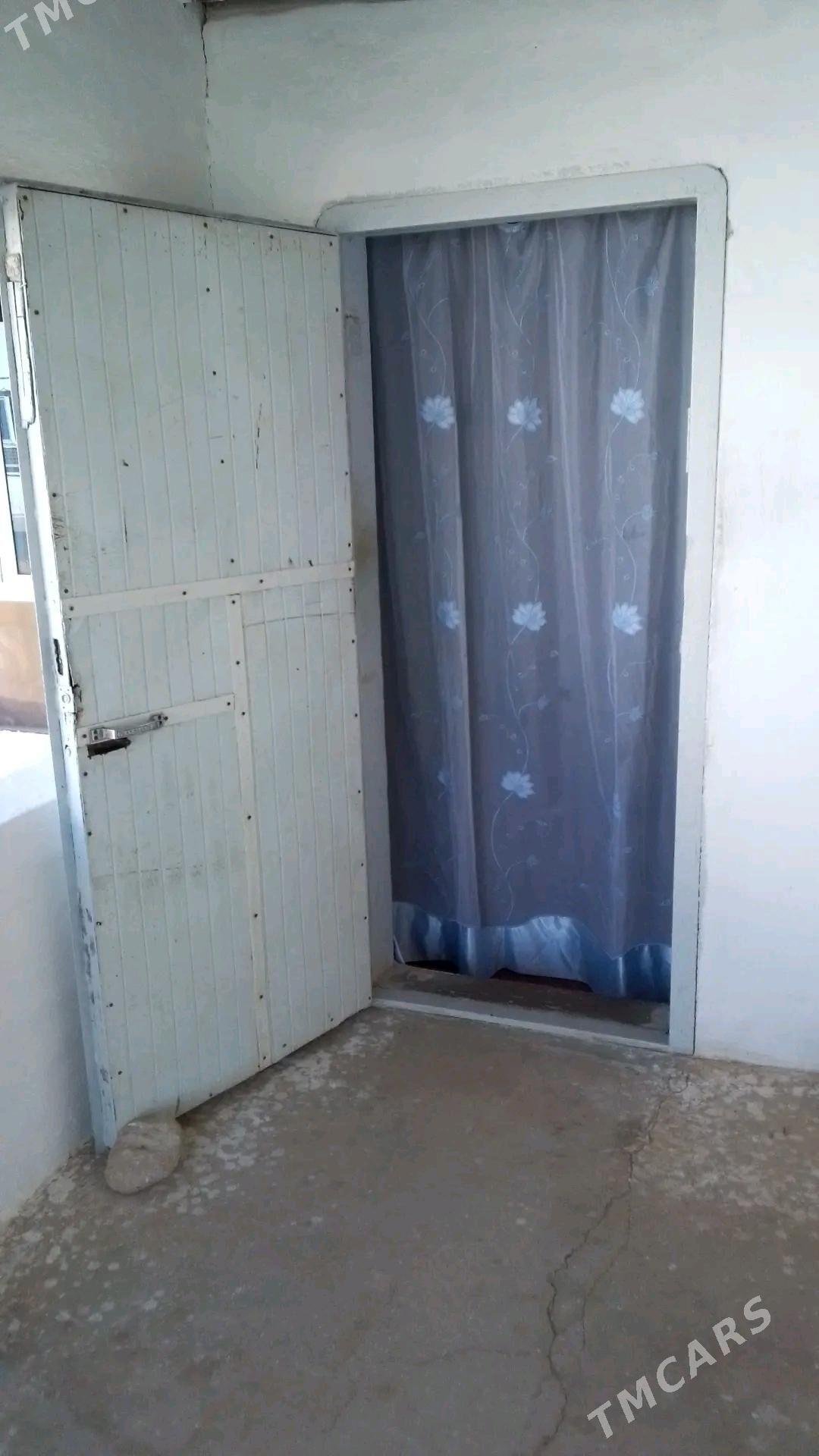 Daŝky demir gapy - Балканабат - img 3