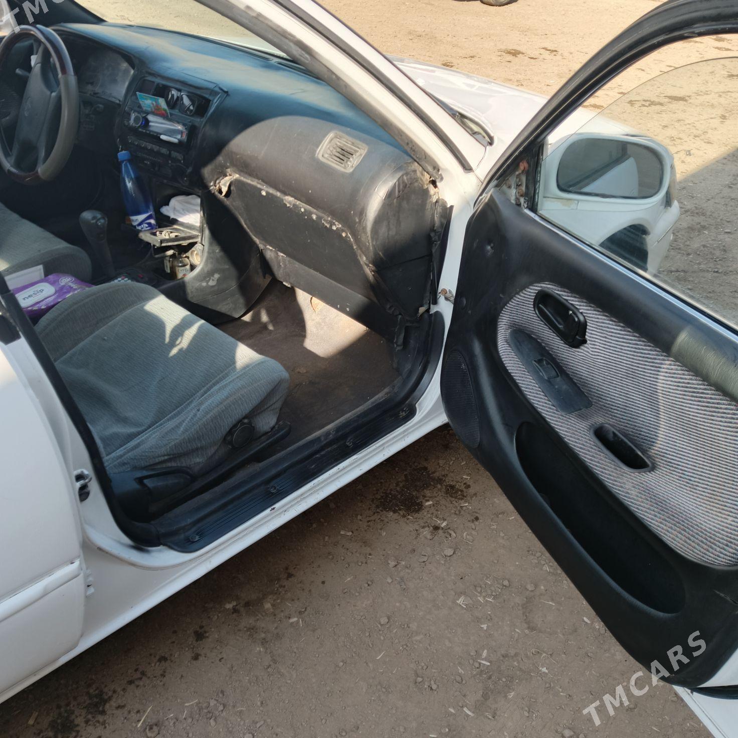 Toyota Corolla 1992 - 45 000 TMT - Türkmenbaşy etr. - img 3