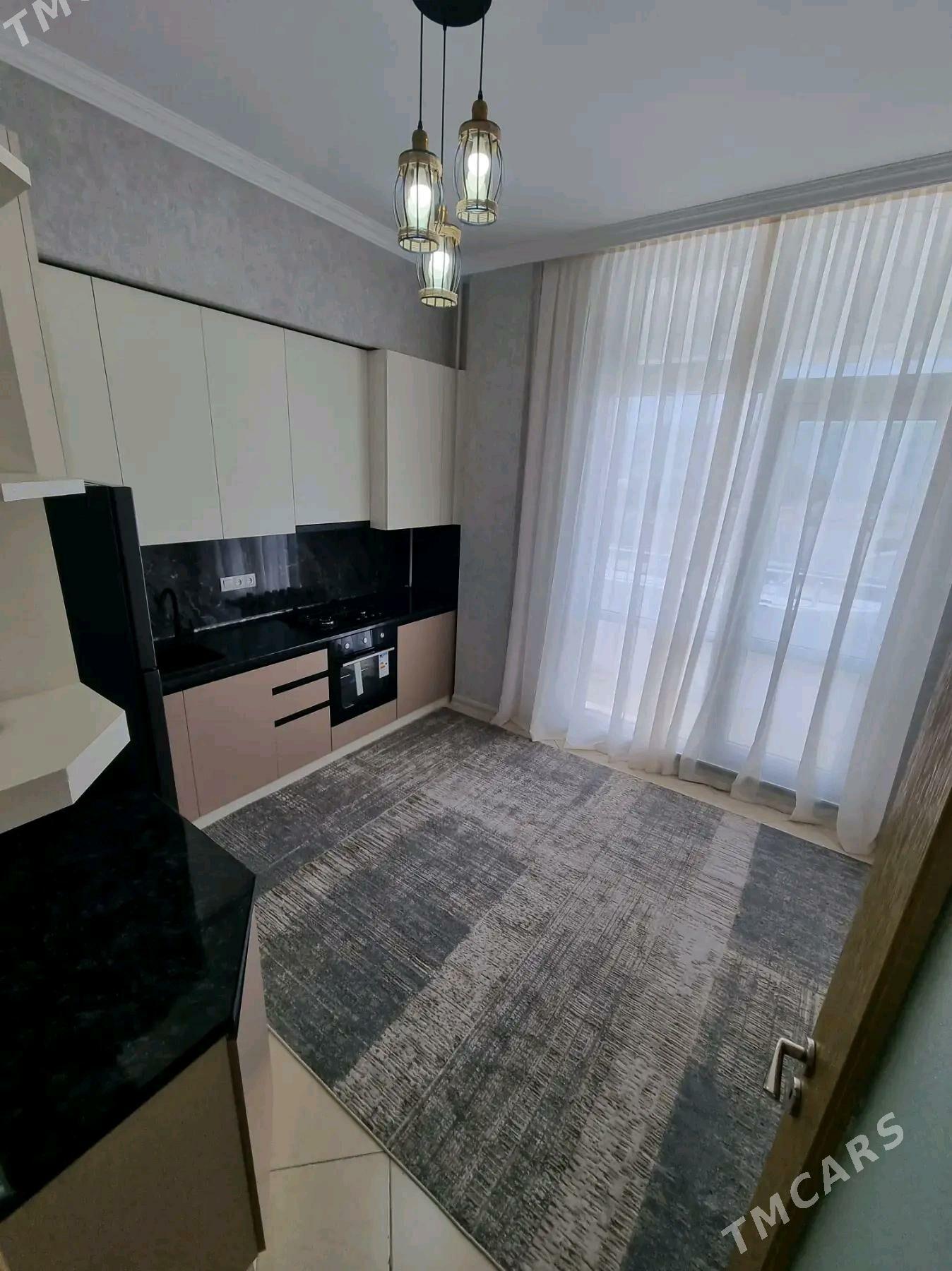 Gurtly pol elitka 4kom 155m2 - Gurtly - img 2