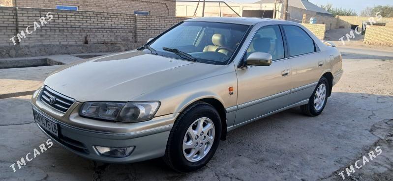 Toyota Camry 2000 - 130 000 TMT - Kerki - img 4