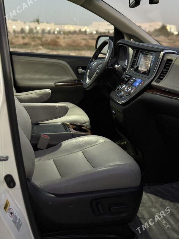 Toyota Sienna 2017 - 410 000 TMT - Ашхабад - img 5