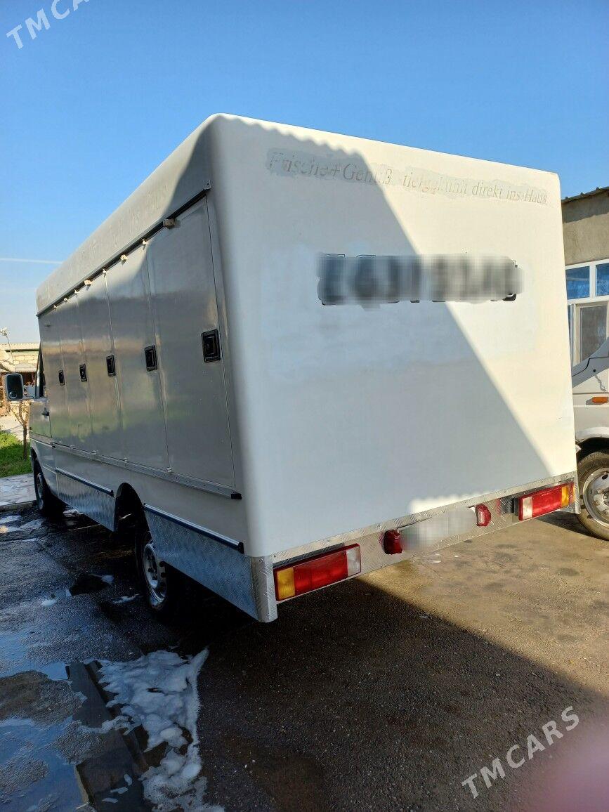 Volkswagen Transporter 2002 - 320 000 TMT - Aşgabat - img 2