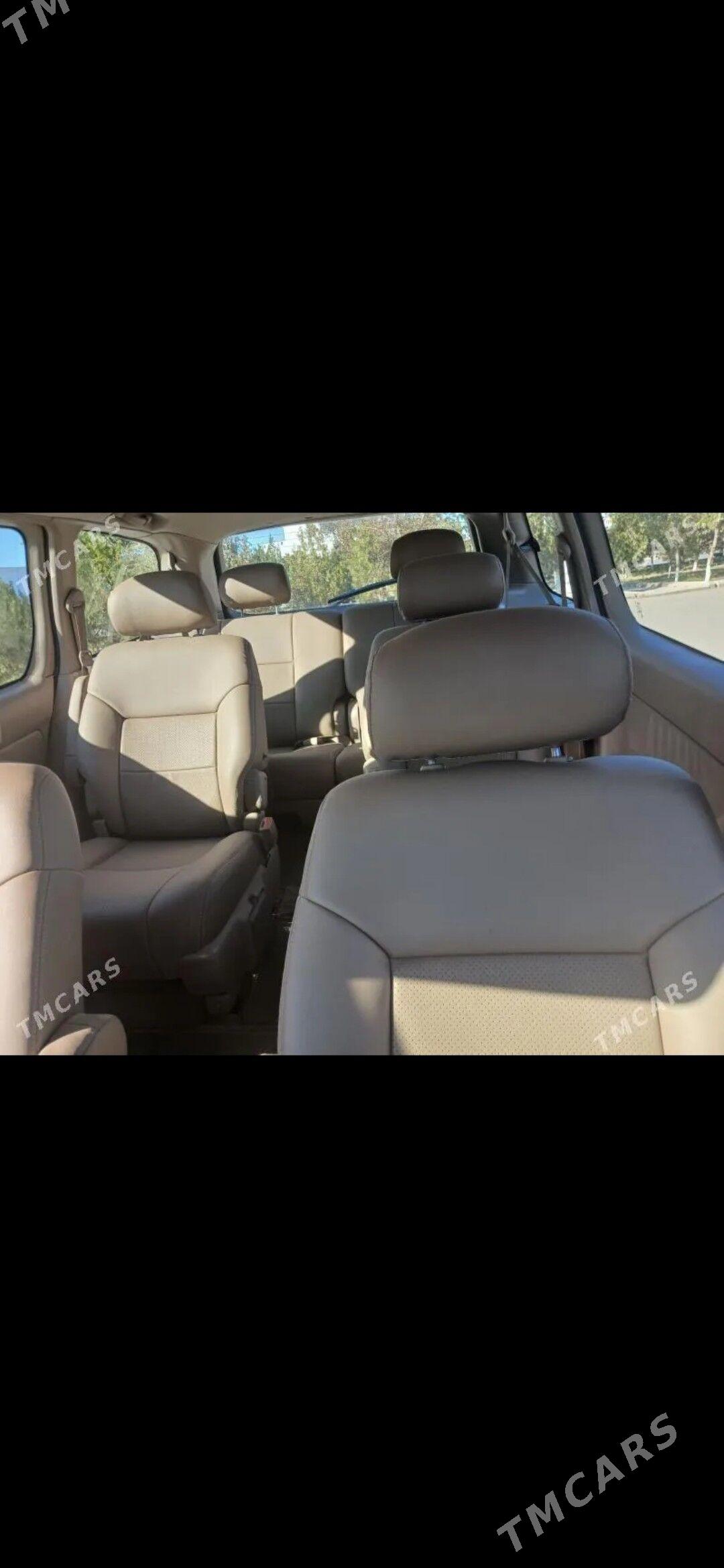 Toyota Sienna 2000 - 200 000 TMT - етр. Туркменбаши - img 8