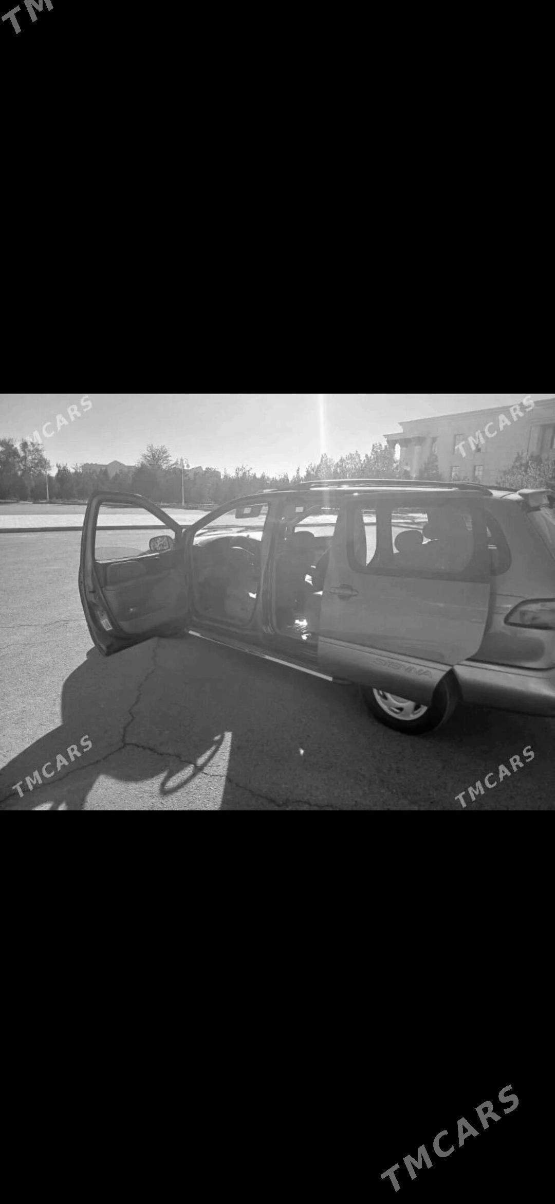 Toyota Sienna 2000 - 200 000 TMT - етр. Туркменбаши - img 9