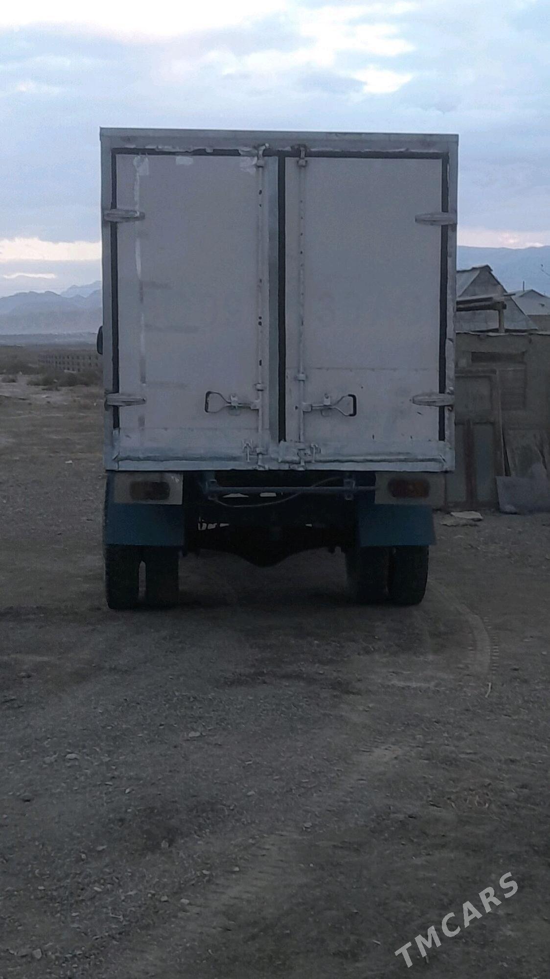 Gaz 53 2025 - 60 000 TMT - Бахарден - img 4