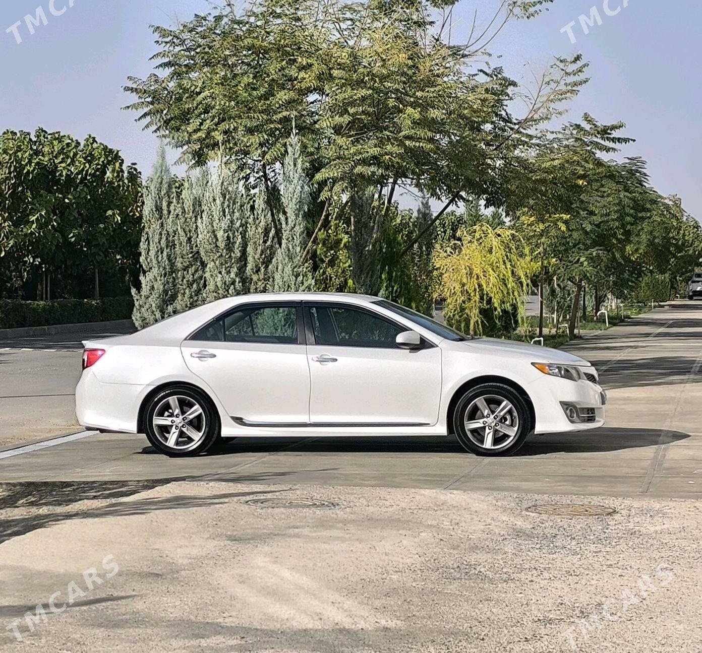 Toyota Camry 2013 - 232 000 TMT - Aşgabat - img 2