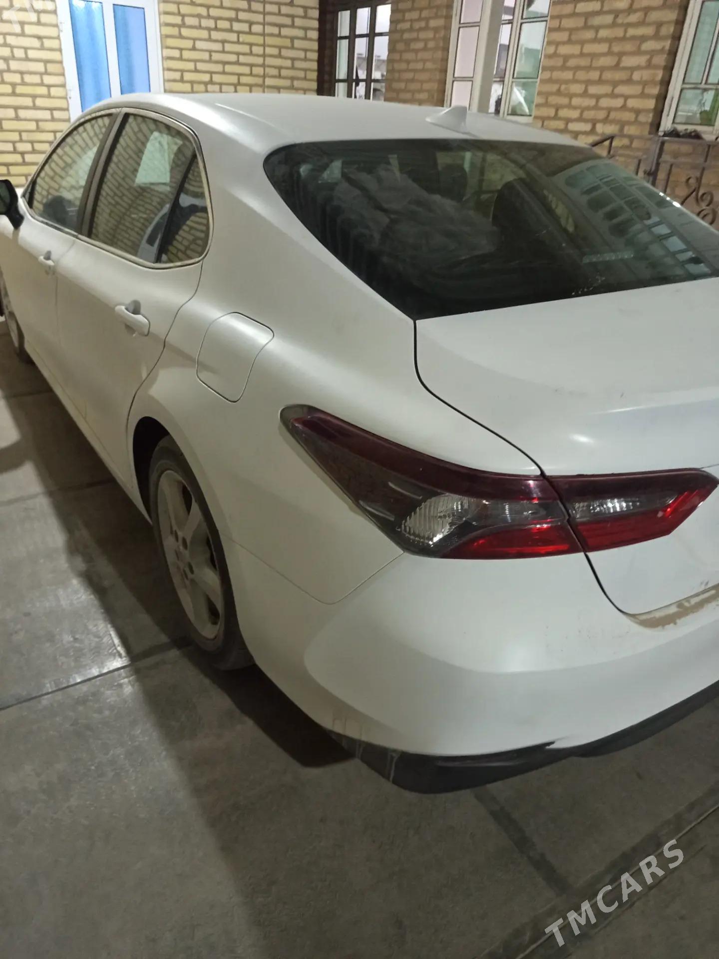 Toyota Camry 2022 - 240 000 TMT - Aşgabat - img 1