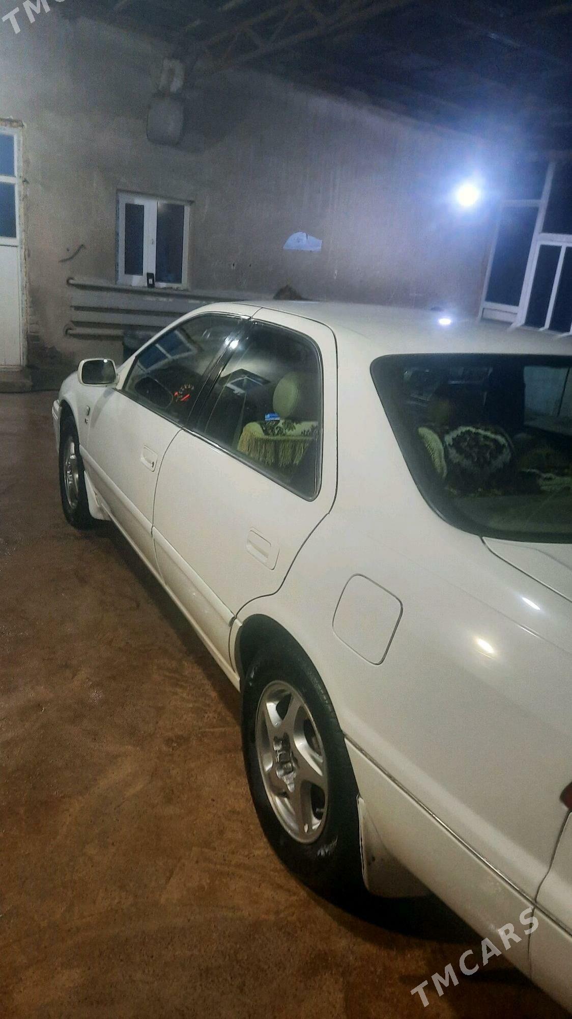 Toyota Camry 1999 - 160 000 TMT - Köneürgenç - img 2