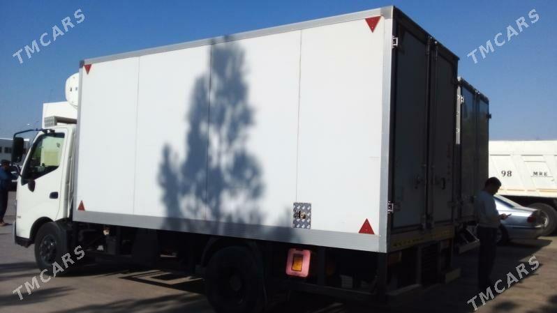Toyota Hino 2019 - 640 000 TMT - "Altyn Asyr" Gündogar bazary (Jygyllyk) - img 10