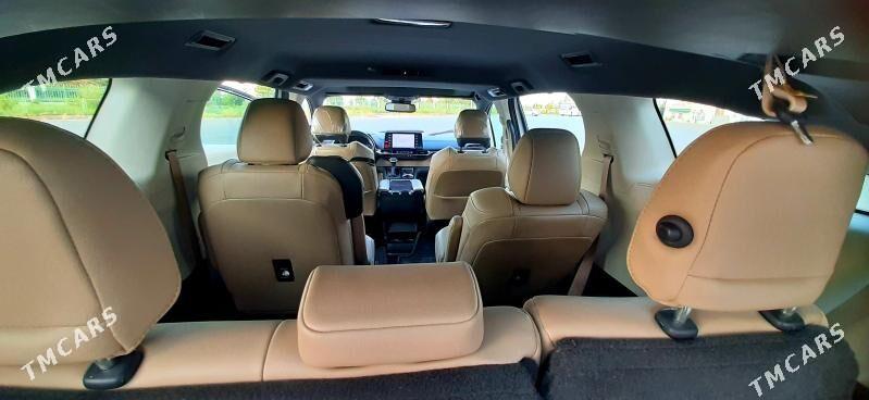 Toyota Sienna 2022 - 600 000 TMT - Туркменабат - img 5