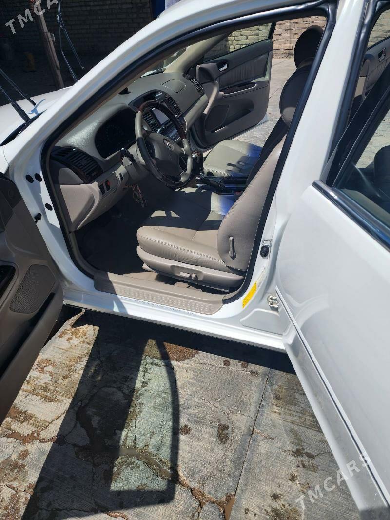 Toyota Camry 2005 - 240 000 TMT - Ýolöten - img 9