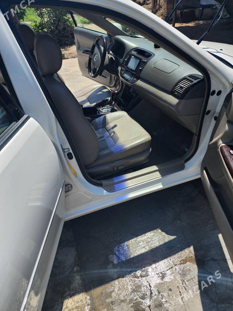 Toyota Camry 2005 - 240 000 TMT - Ýolöten - img 10