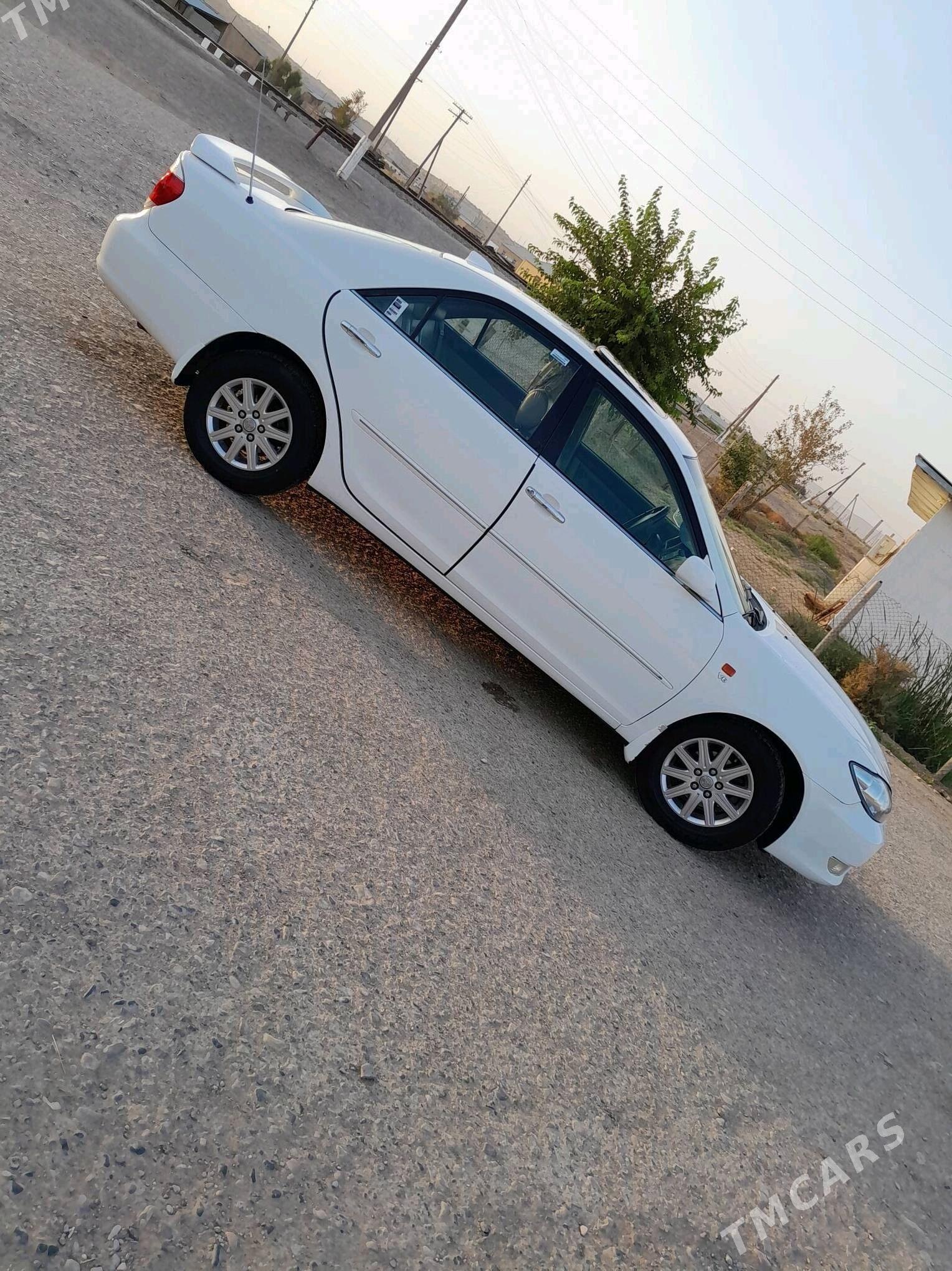 Toyota Camry 2005 - 240 000 TMT - Ýolöten - img 2