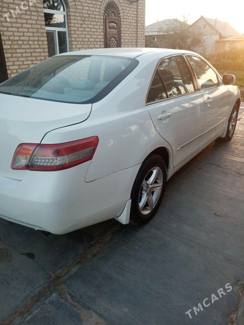 Toyota Camry 2010 - 140 000 TMT - Mary - img 2