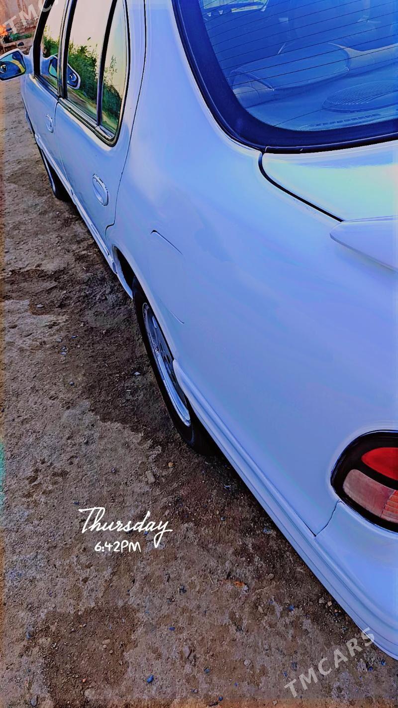 Nissan Maxima 1996 - 50 000 TMT - Tejen - img 4