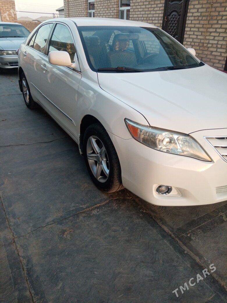 Toyota Camry 2010 - 140 000 TMT - Mary - img 3