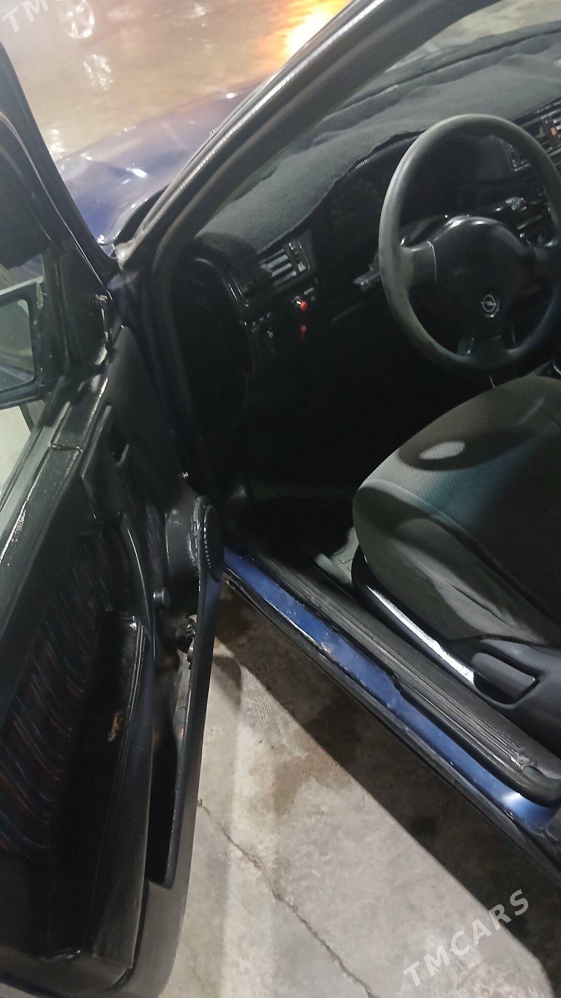 Opel Vectra 1993 - 29 000 TMT - Мары - img 5