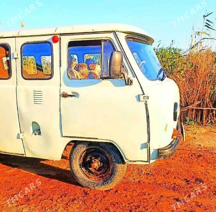 UAZ 2206 2000 - 30 000 TMT - етр. Туркменбаши - img 2