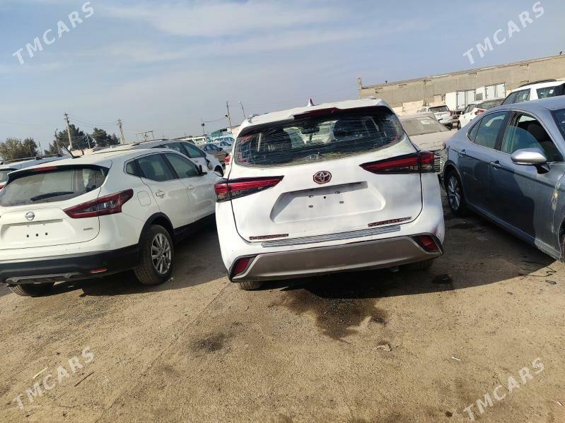 Toyota Highlander 2022 - 510 000 TMT - Baýramaly - img 1