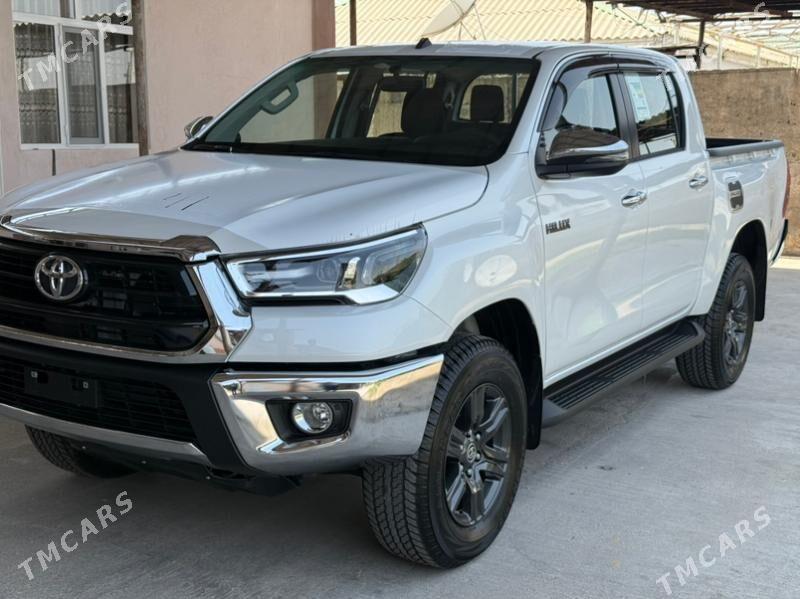 Toyota Hilux 2025 - 666 000 TMT - Ашхабад - img 2