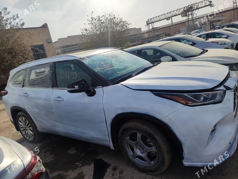 Toyota Highlander 2022 - 510 000 TMT - Baýramaly - img 4