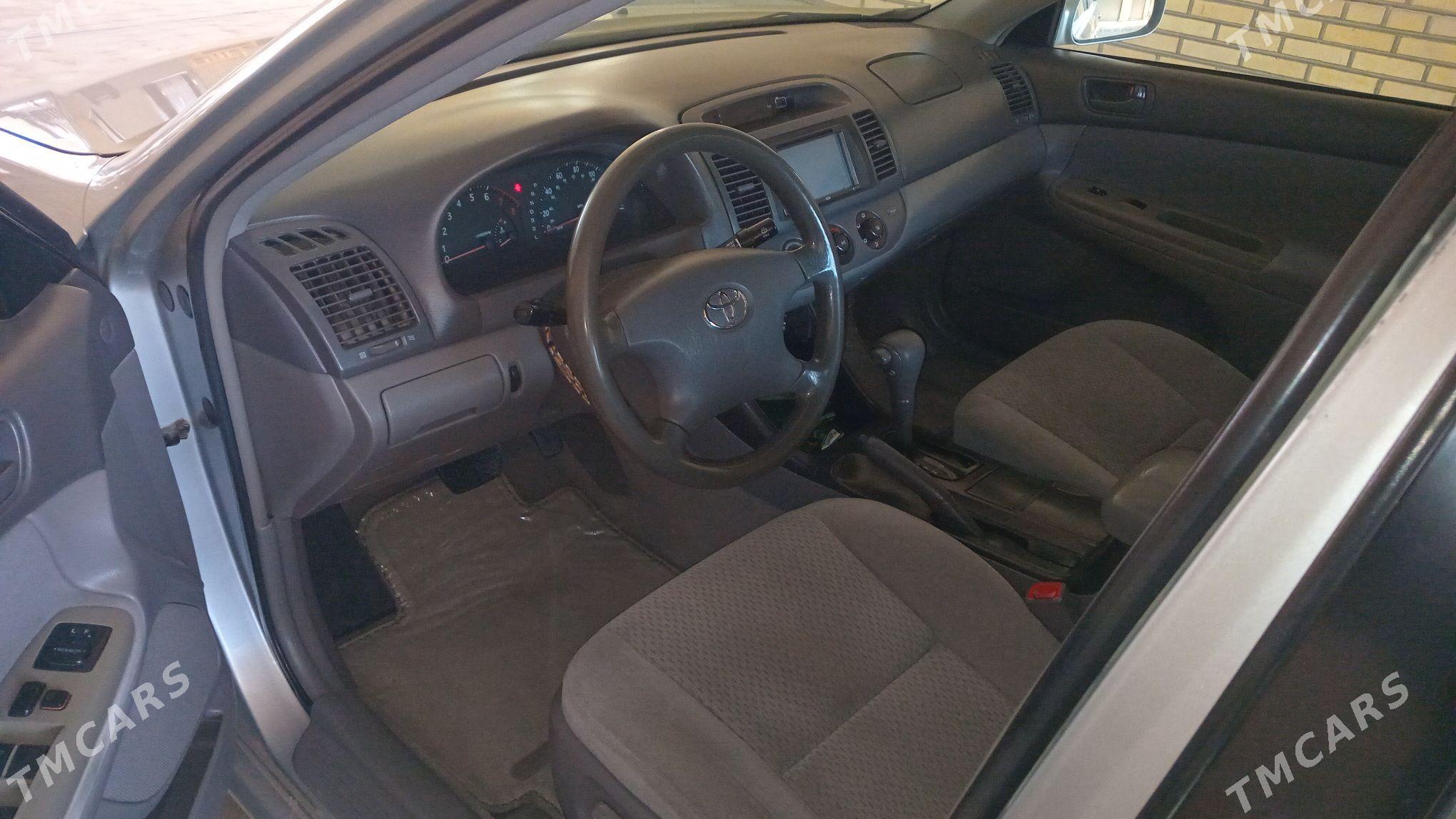 Toyota Camry 2004 - 209 000 TMT - Мары - img 8