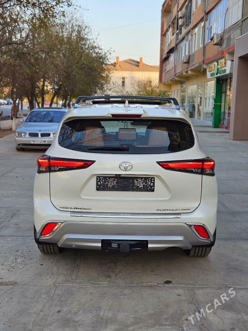 Toyota Highlander 2021 - 750 000 TMT - Мары - img 2